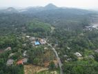 හංවැල්ල බස් යන පාරෙන්ම වටිනා ඉඩමක් විකිණීමට ඇත - පහත්ගම