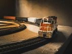 HO Scale DC Model Train Set