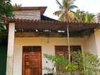 Homagama : 2BR (10 perches) House for Sale at Pitipana south