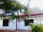 Homagama : 4BR (13.5P) Luxury House for Sale in Kiriwaththuduwa