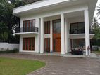 Homagama Villa Type Luxury house on 60 Perches of Land for Rent