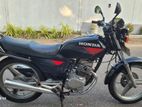 Honda CB 125 2004