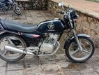 Honda CB 125 2004