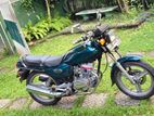 Honda CB 125 2004