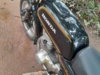 Honda CB 125 T 2005