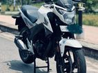 Honda CB Hornet 2016