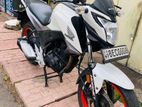 Honda CB Hornet 2016