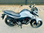 Honda CB Hornet White 2016