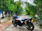 Honda CB400 2005