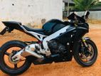 Honda CBR 1000RR 2011