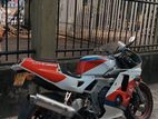 Honda CBR 250 MC22 2004