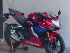 Honda CBR 250RR 2025