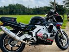 Honda CBR 250RR MC22 Gullarm 2008
