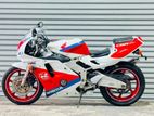 Honda CBR Gullarm 2009