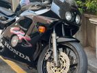 Honda CBR MC22 250RR 2006