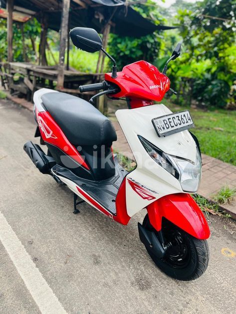 Honda Dio 2016 for Sale in Piliyandala ikman