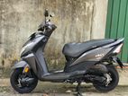 Honda Dio on light 2017