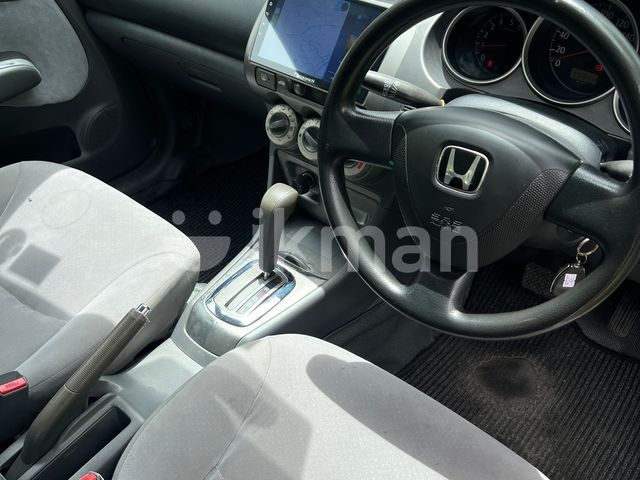 Honda Fit Aria 2007 photo 4