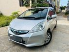 Honda Fit GP1 2012 සඳහා 85% ක් අඩු වූ පොලියට වසර 7කින් leasing