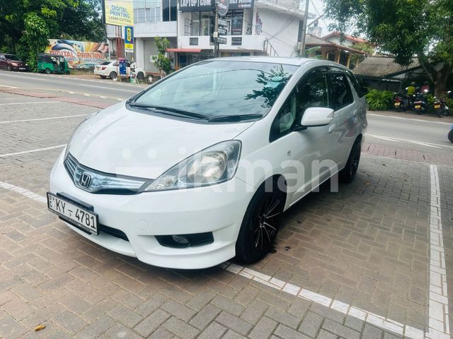 Honda Fit Shuttle 2012 photo 3