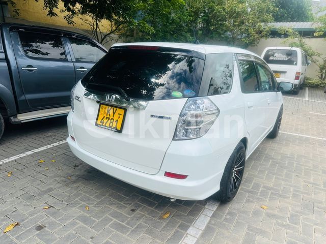 Honda Fit Shuttle 2012 photo 4
