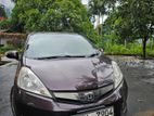 Honda Fit Shuttle 2012