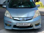 Honda Fit Shuttle 2012