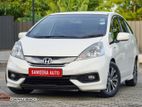 Honda Fit Shuttle 2013