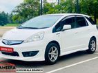 Honda Fit Shuttle 2013