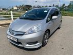 Honda Fit Shuttle 2013