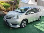 Honda Fit Shuttle 2013