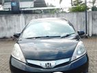 Honda Fit Shuttle 2013