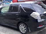 Honda Fit Shuttle 2013