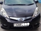 Honda Fit Shuttle 2013