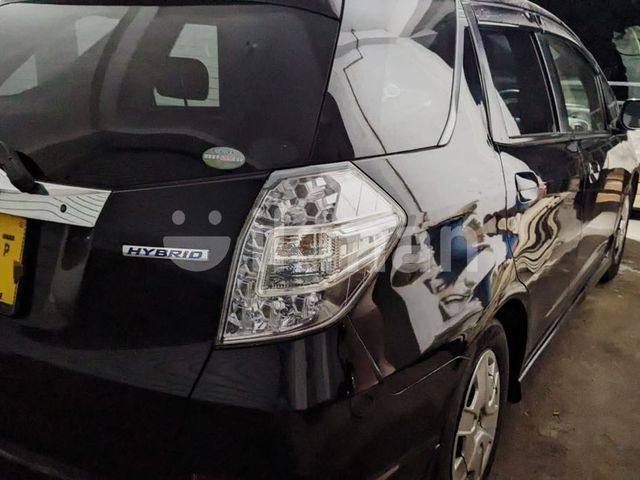 Honda Fit Shuttle 2013 photo 2
