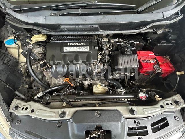 Honda Fit Shuttle 2013 photo 4