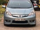 Honda Fit Shuttle 2013