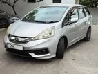 Honda Fit Shuttle 2014