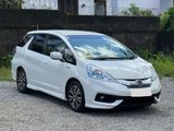 Honda Fit Shuttle GP1 Navi Premium 2014