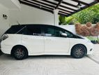 Honda fit Shuttle hybrid