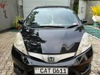 Honda Fit Shuttle 2013