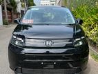 Honda Freed e:HEV AIR 2025