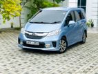 Honda Freed NAVI PREMIUM 2013