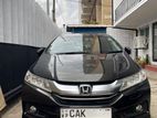 Honda Grace 2015