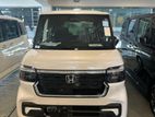 Honda N-Box Custom 2024