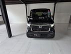 Honda N-Box Custom 2024