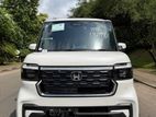 Honda N-Box Custom 2024