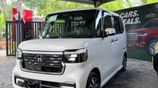 Honda N-Box Custom 2024