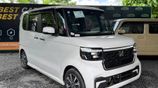 Honda N-Box Custom 2024