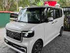 Honda N-Box Custom 2024